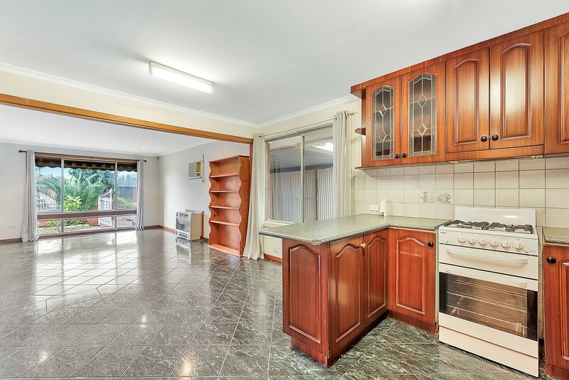 Photo - 5 Woodfield Drive, Salisbury Downs SA 5108 - Image 5