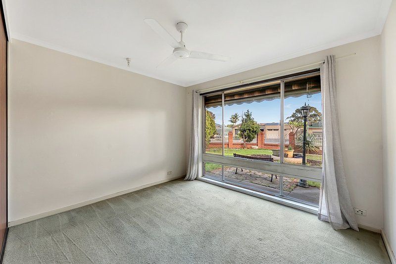 Photo - 5 Woodfield Drive, Salisbury Downs SA 5108 - Image 6