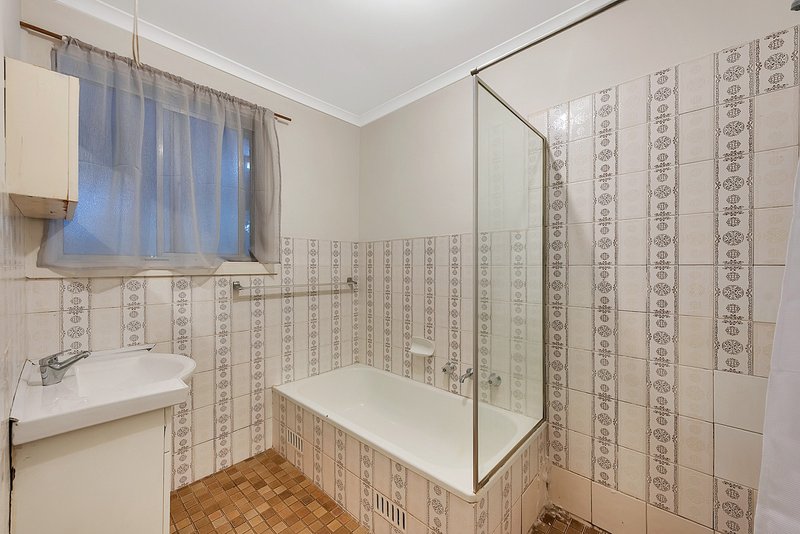 Photo - 5 Woodfield Drive, Salisbury Downs SA 5108 - Image 8