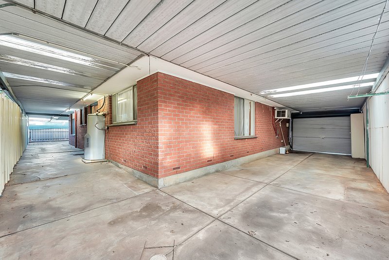 Photo - 5 Woodfield Drive, Salisbury Downs SA 5108 - Image 9