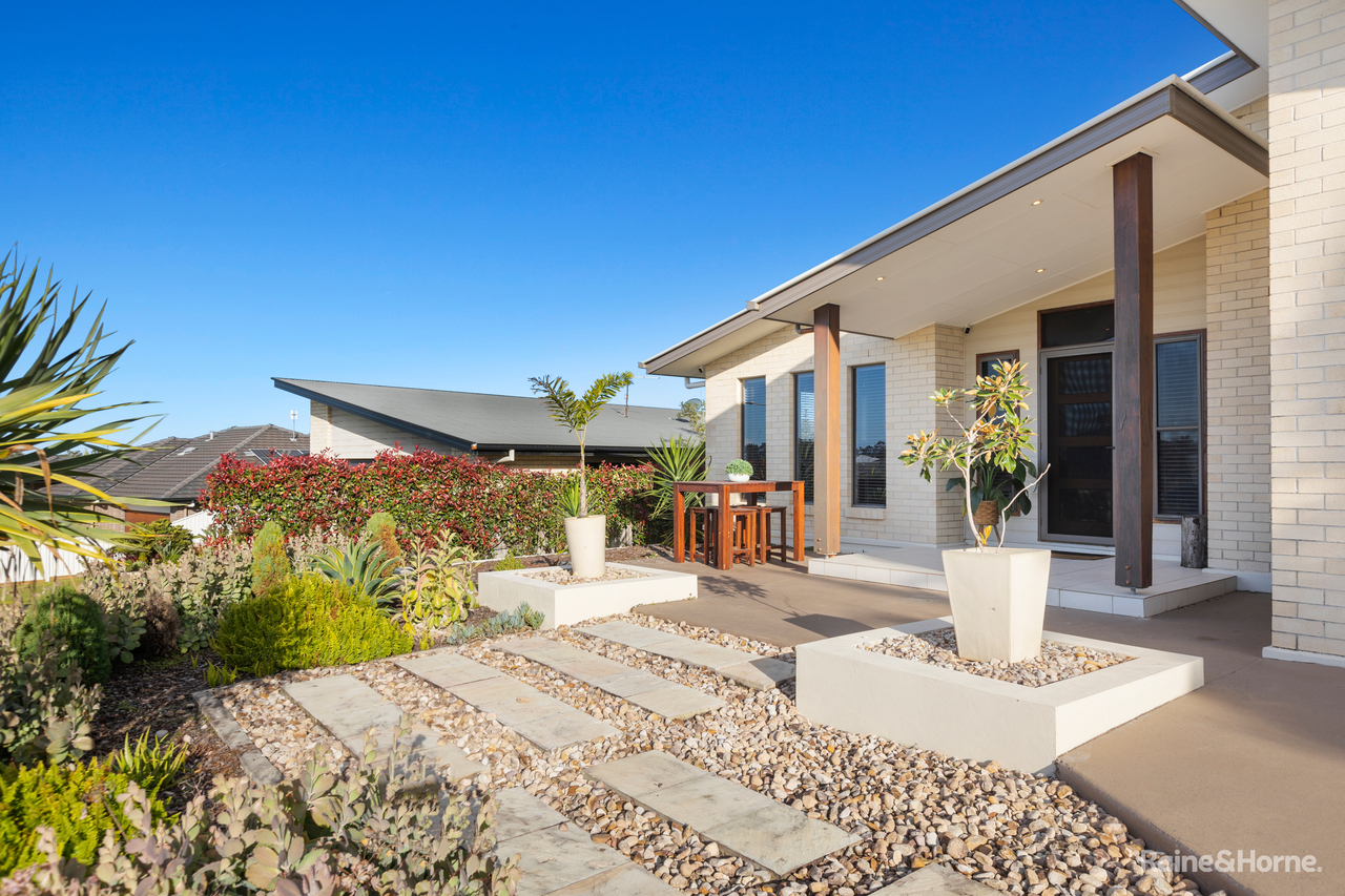 4-bedroom house at 5 Woodfull Crescent, Pottsville, NSW 2489, Tweed, New South Wales