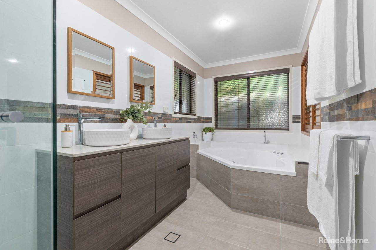 4-bedroom house at 5 Woodfull Crescent, Pottsville, NSW 2489, Tweed, New South Wales