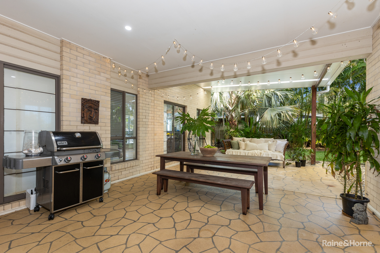 4-bedroom house at 5 Woodfull Crescent, Pottsville, NSW 2489, Tweed, New South Wales