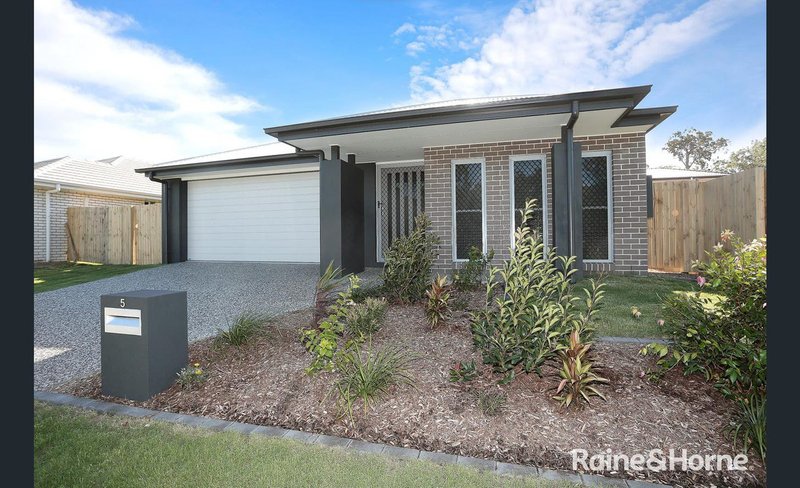 5 Woodhaven Close, Redland Bay QLD 4165