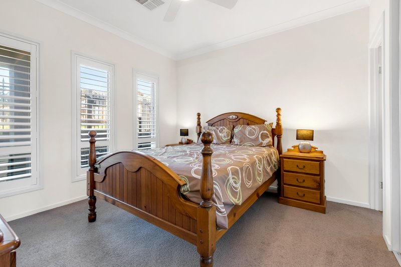 Photo - 5 Woodhaven Walk, Blakeview SA 5114 - Image 16