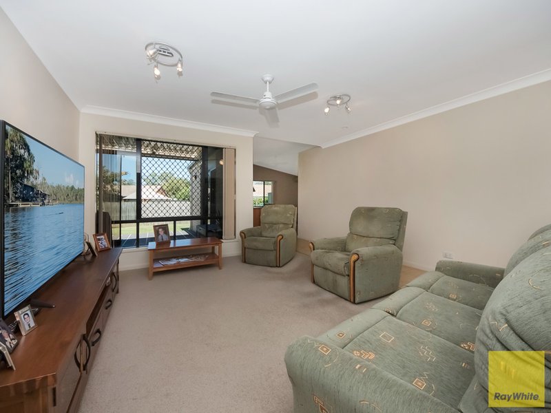 Photo - 5 Woodland Close, Bracken Ridge QLD 4017 - Image 3