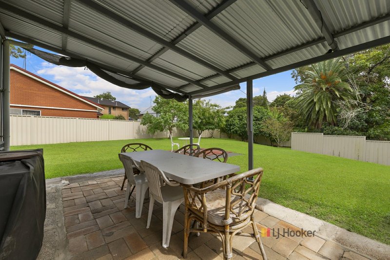 Photo - 5 Woodland Parkway, Buff Point NSW 2262 - Image 2