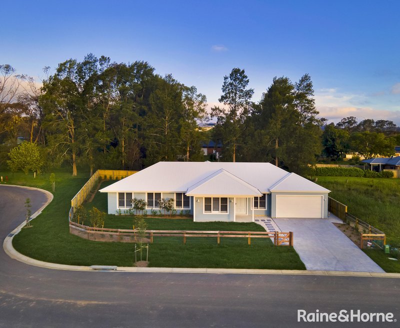 5 Wycliffe Place, Bowral NSW 2576