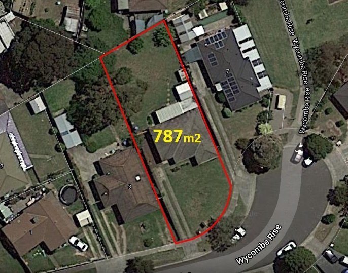 Photo - 5 Wycombe Rise, Hampton Park VIC 3976 - Image 2