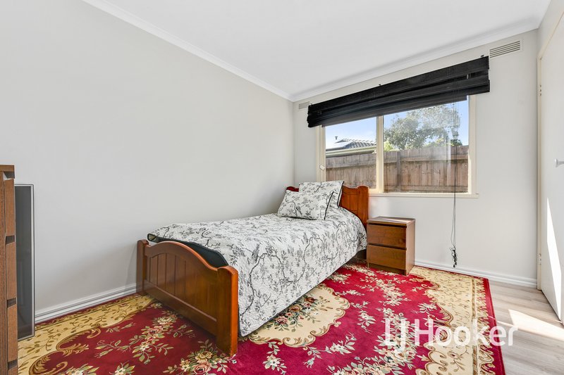 Photo - 5 Wycombe Rise, Hampton Park VIC 3976 - Image 9