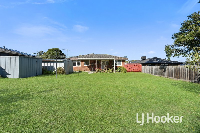 Photo - 5 Wycombe Rise, Hampton Park VIC 3976 - Image 12