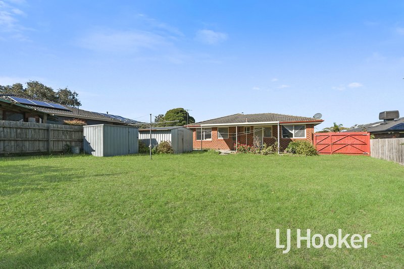 Photo - 5 Wycombe Rise, Hampton Park VIC 3976 - Image 13