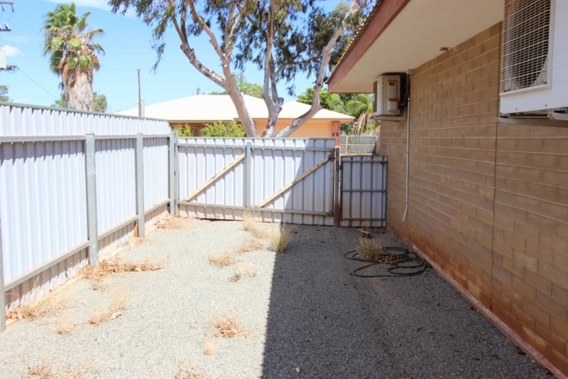 Photo - 5 Wylie Court, Nickol WA 6714 - Image 6