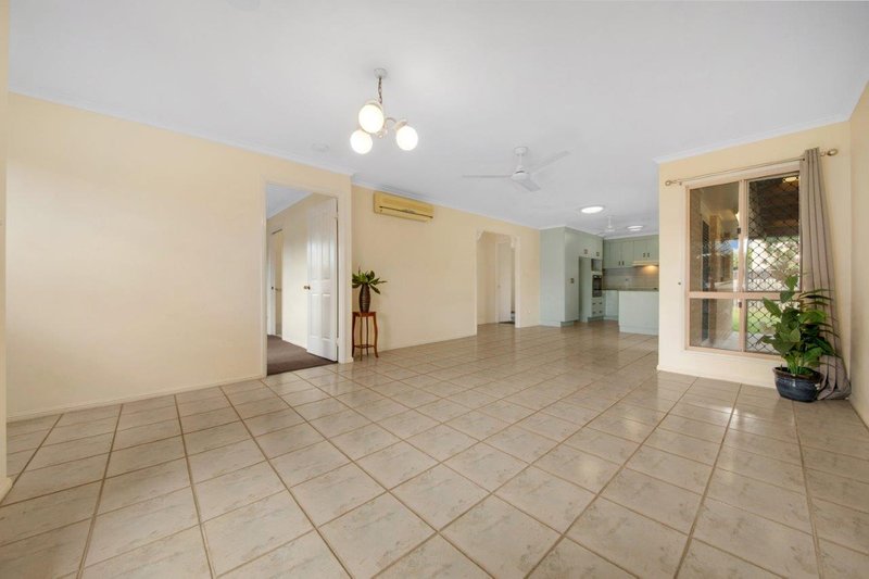 Photo - 5 Yaldara Crescent, New Auckland QLD 4680 - Image 7