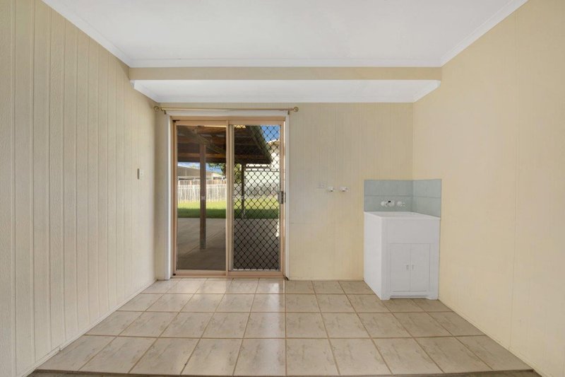 Photo - 5 Yaldara Crescent, New Auckland QLD 4680 - Image 11