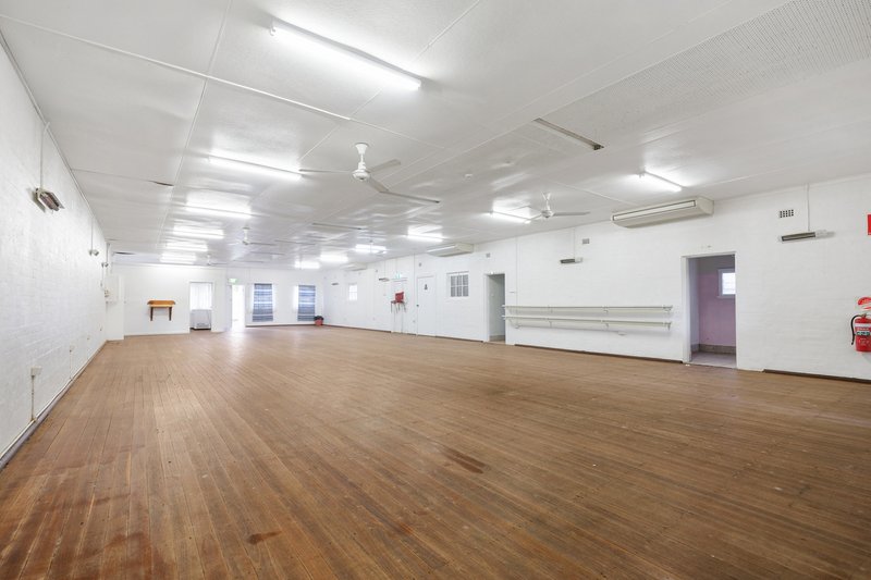 Photo - 5 Yambo Street, Morisset NSW 2264 - Image 11