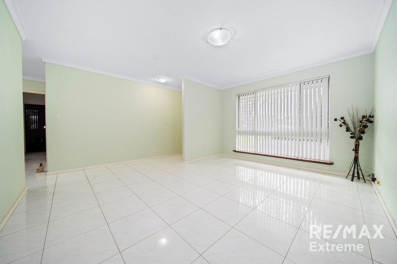 Photo - 5 Yardoo Court, Wanneroo WA 6065 - Image 5