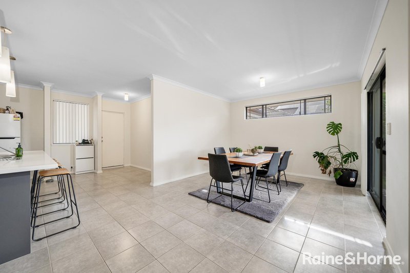 Photo - 5 Yarwood Nook, Aveley WA 6069 - Image 4