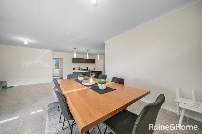 Photo - 5 Yarwood Nook, Aveley WA 6069 - Image 5