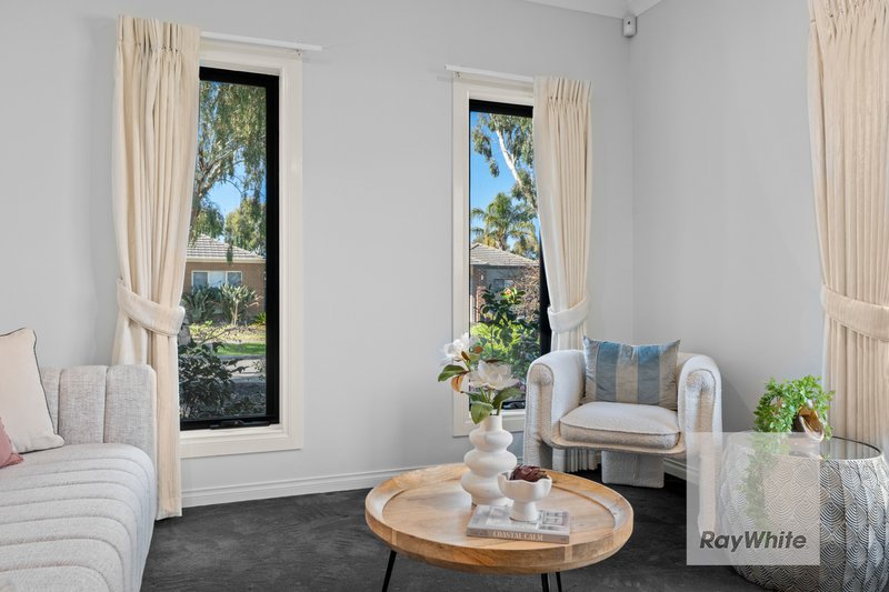 Photo - 5 Yoemans Drive, Mernda VIC 3754 - Image 3