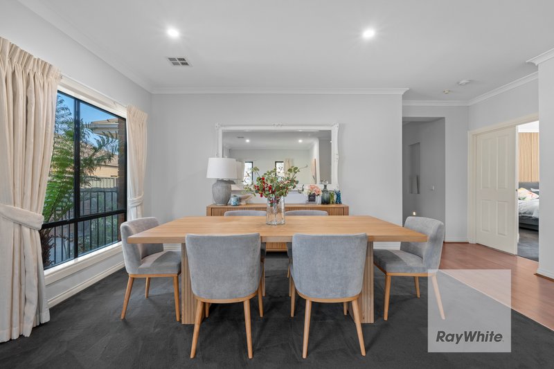 Photo - 5 Yoemans Drive, Mernda VIC 3754 - Image 4