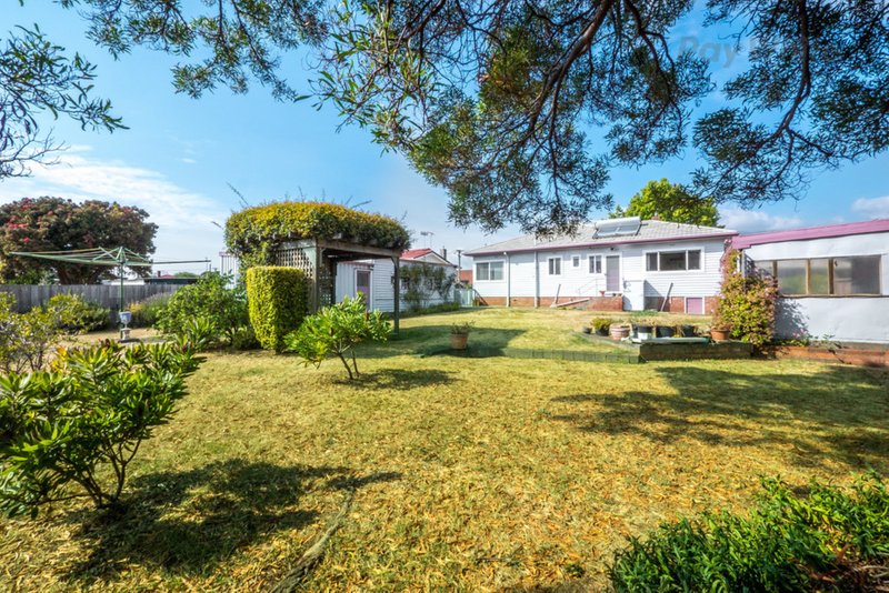 Photo - 5 Young Street, Glenorchy TAS 7010 - Image 4