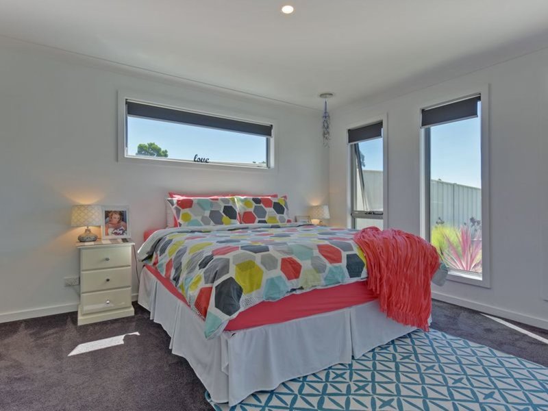 Photo - 5 Yulambi Court, Wynyard TAS 7325 - Image 6