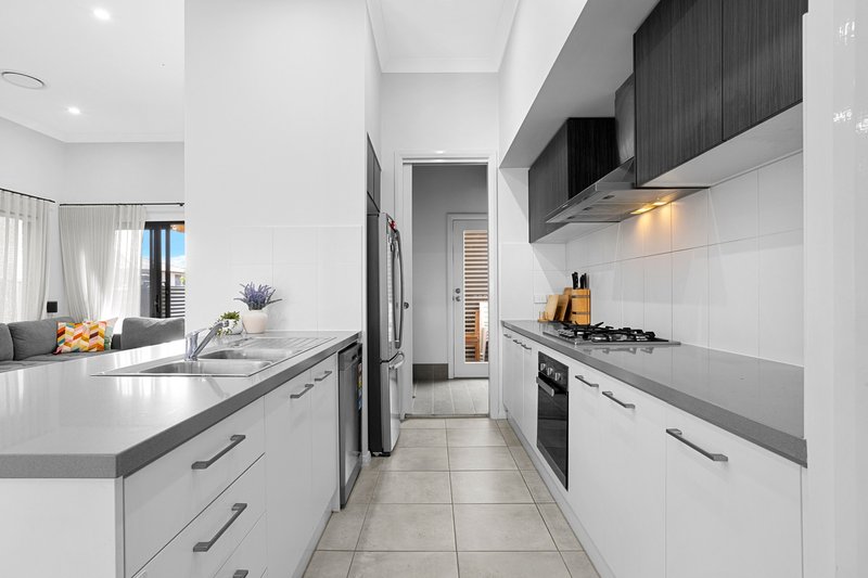 Photo - 5 Yusen Street (Grantham Farm) , Riverstone NSW 2765 - Image 8