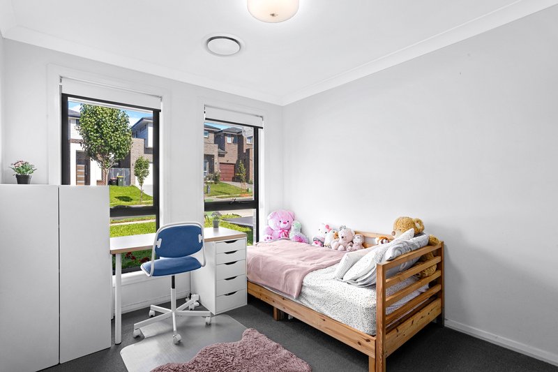 Photo - 5 Yusen Street (Grantham Farm) , Riverstone NSW 2765 - Image 12