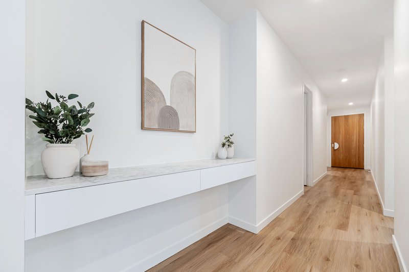 Photo - 5 Zaatar Street, Mickleham VIC 3064 - Image 3