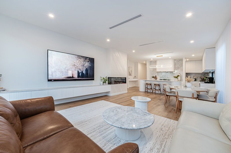 Photo - 5 Zaatar Street, Mickleham VIC 3064 - Image 10