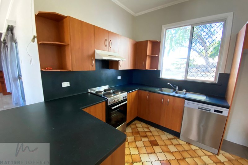 Photo - 5 Zena Street, Mount Isa QLD 4825 - Image 5