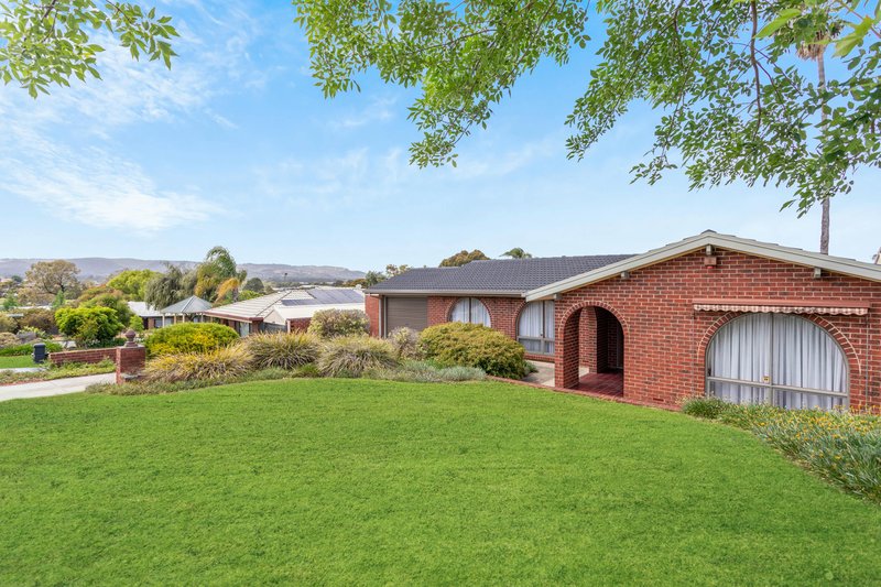 Photo - 5 Zenobia Crescent, Modbury North SA 5092 - Image 2