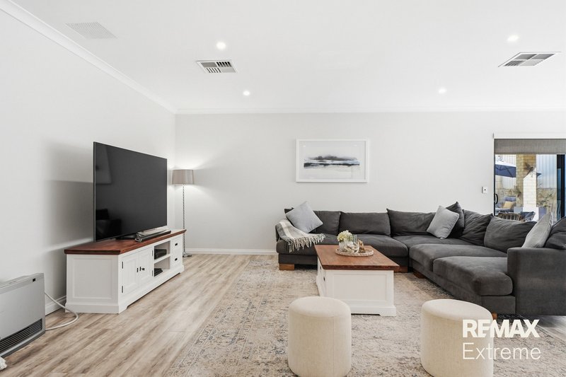 Photo - 5 Zeppelin Way, Tapping WA 6065 - Image 9