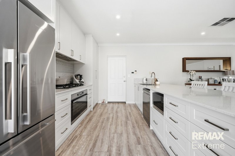 Photo - 5 Zeppelin Way, Tapping WA 6065 - Image 14