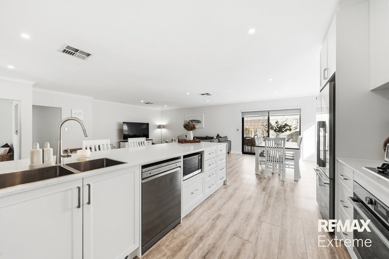 Photo - 5 Zeppelin Way, Tapping WA 6065 - Image 15