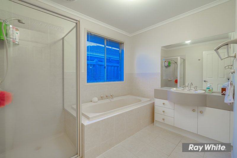 Photo - 5 Zeri Dr , Tarneit VIC 3029 - Image 14