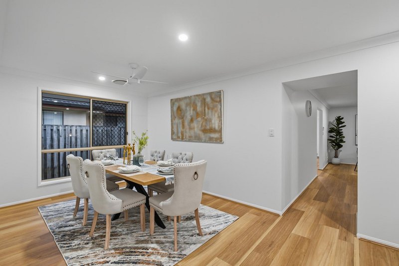 Photo - 5 Zingelmann Place, Kuraby QLD 4112 - Image 5