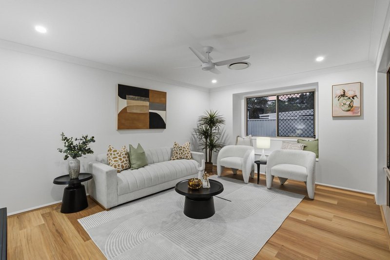 Photo - 5 Zingelmann Place, Kuraby QLD 4112 - Image 15