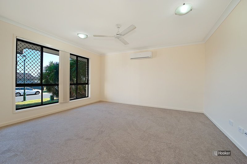 Photo - 5 Zircon Place, Mango Hill QLD 4509 - Image 3