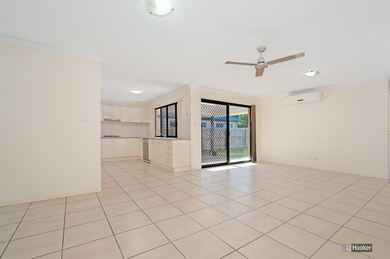 Photo - 5 Zircon Place, Mango Hill QLD 4509 - Image 4