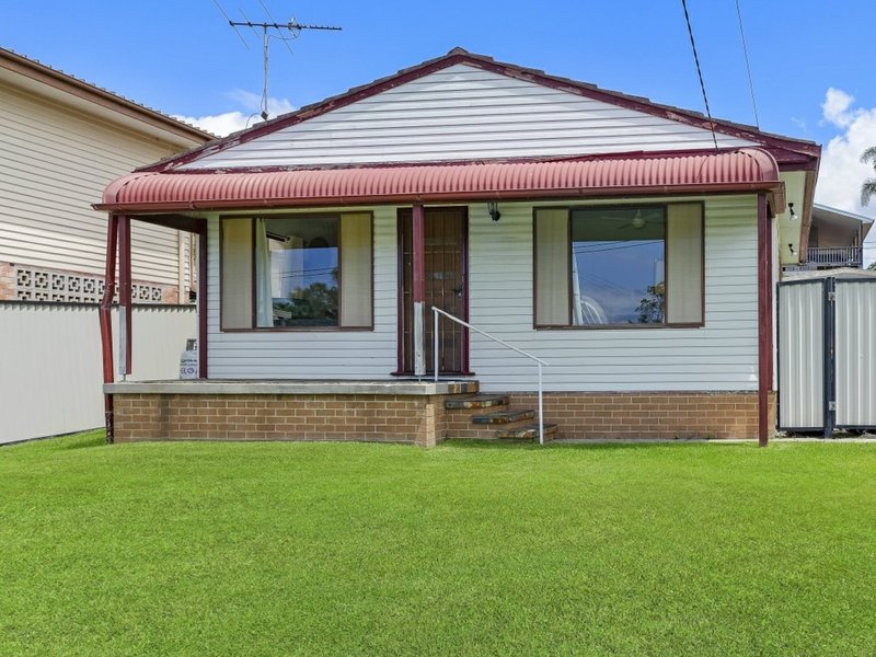 Photo - 50 & 50a Collendina Road, Gwandalan NSW 2259 - Image 1