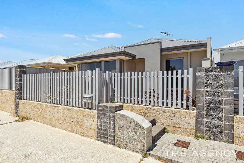 50 Adelong Avenue, Golden Bay WA 6174