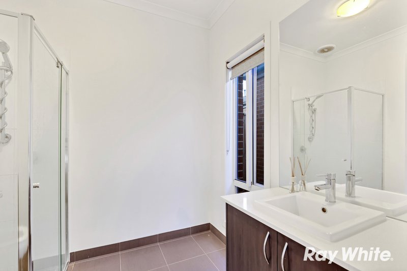 Photo - 50 Alison Street, Truganina VIC 3029 - Image 6