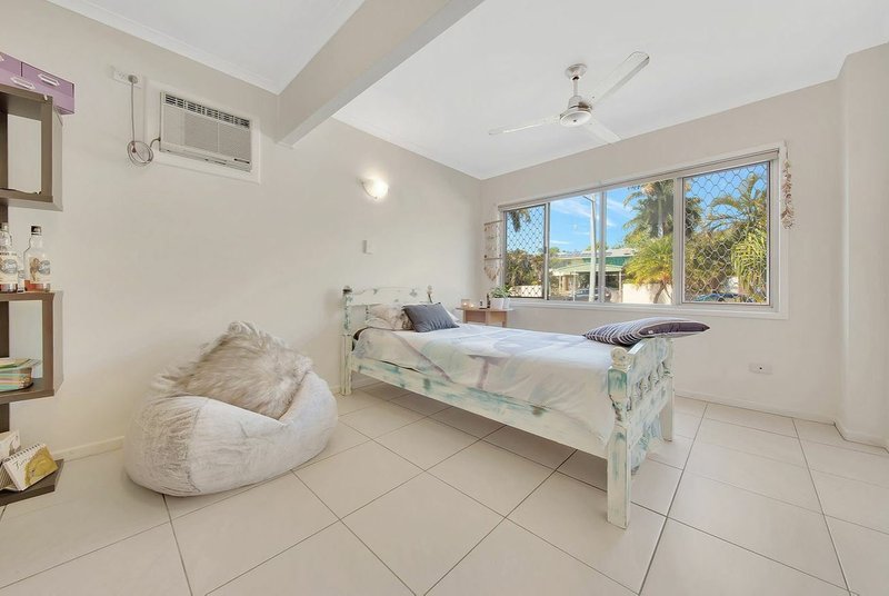 Photo - 50 Alkina Crescent, Boyne Island QLD 4680 - Image 11