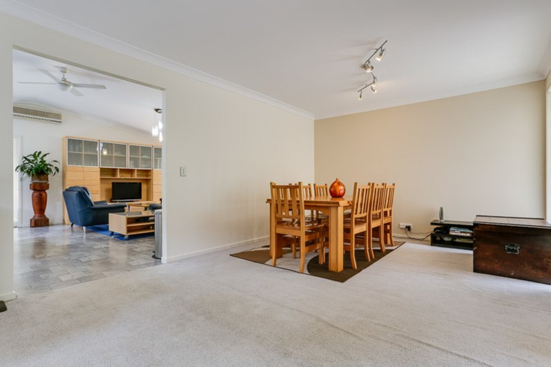 Photo - 50 Allamanda Drive, Camira QLD 4300 - Image 4