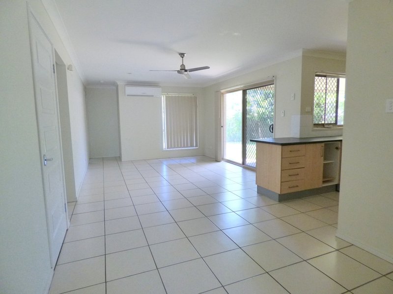 Photo - 50 Almond Way, Bellmere QLD 4510 - Image 2