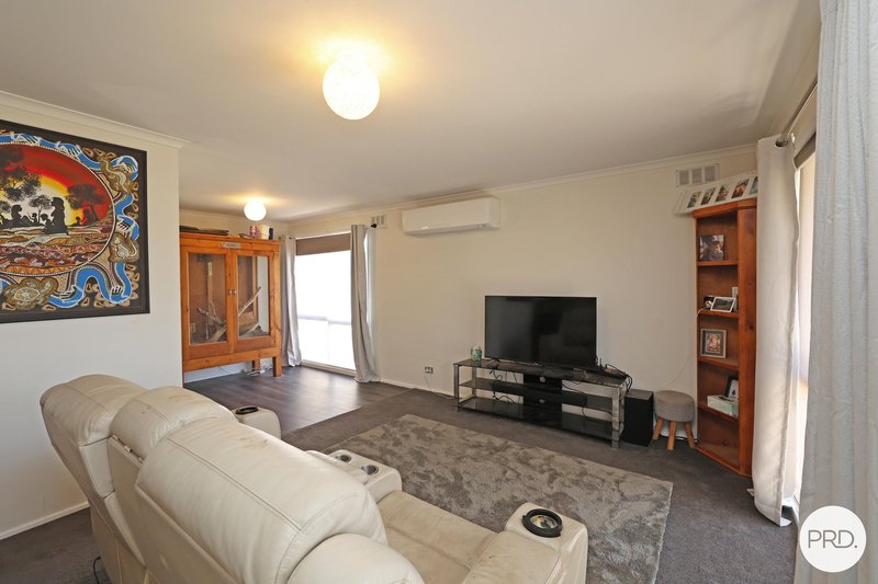 Photo - 50 Ambleside Crescent, Mildura VIC 3500 - Image 3