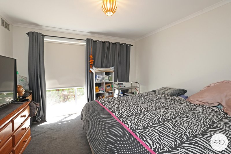 Photo - 50 Ambleside Crescent, Mildura VIC 3500 - Image 10