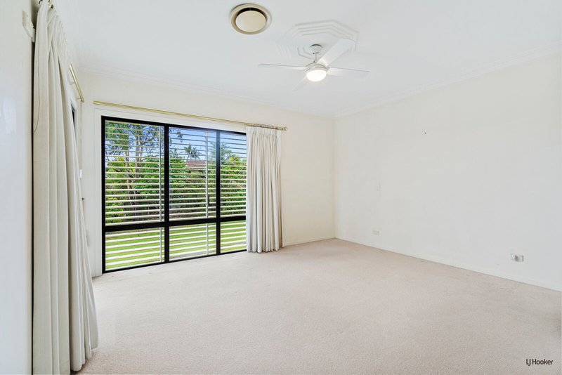 Photo - 50 Angelica Street, Elanora QLD 4221 - Image 10